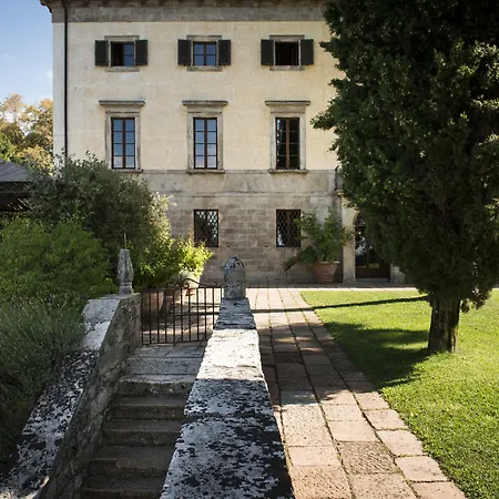 Borgo Volterra Tuscany مزرعة للإقامة