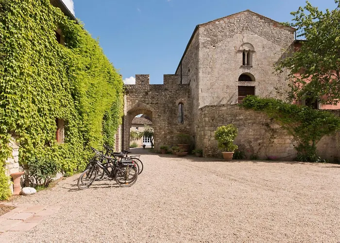 Borgo Volterra Tuscany Pignano